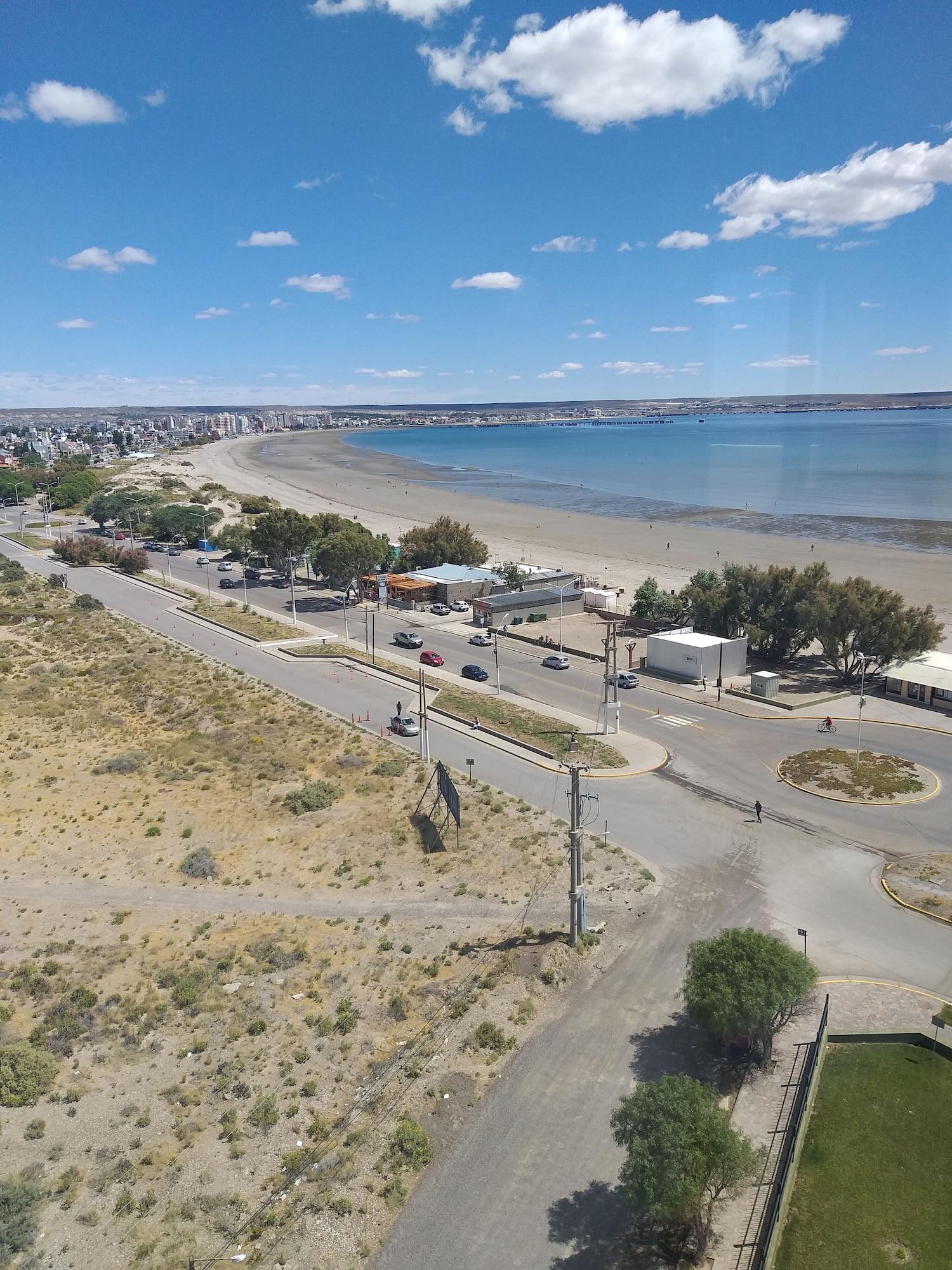 Rayentray Grand Hotel Puerto Madryn Buitenkant foto
