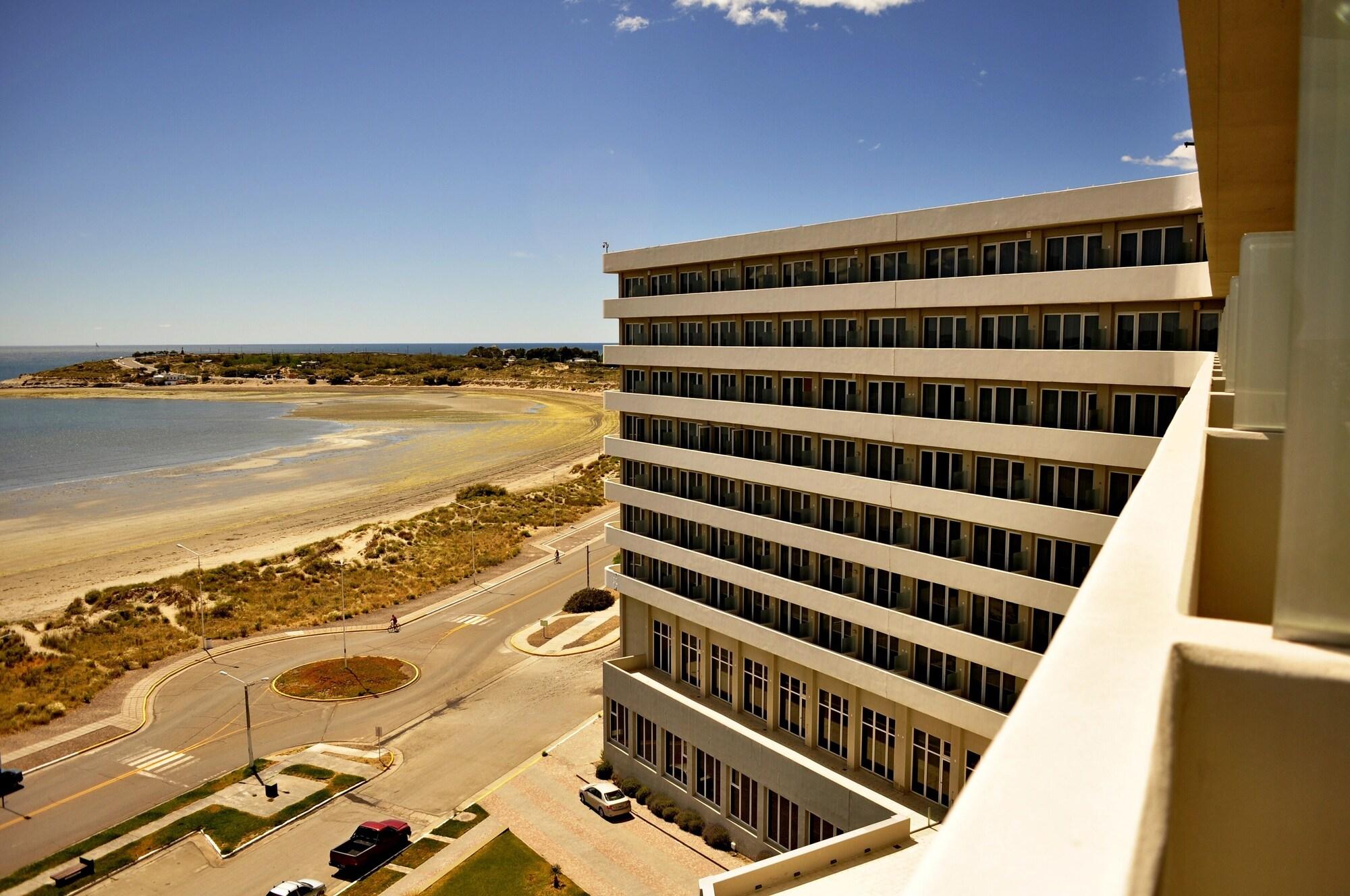Rayentray Grand Hotel Puerto Madryn Buitenkant foto